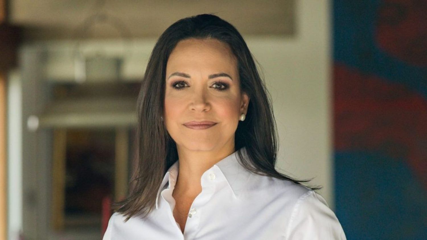 ¡MARÍA CORINA SE SOLTÓ EL MOÑO! Está a favor del matrimonio gay, la marihuana y el aborto