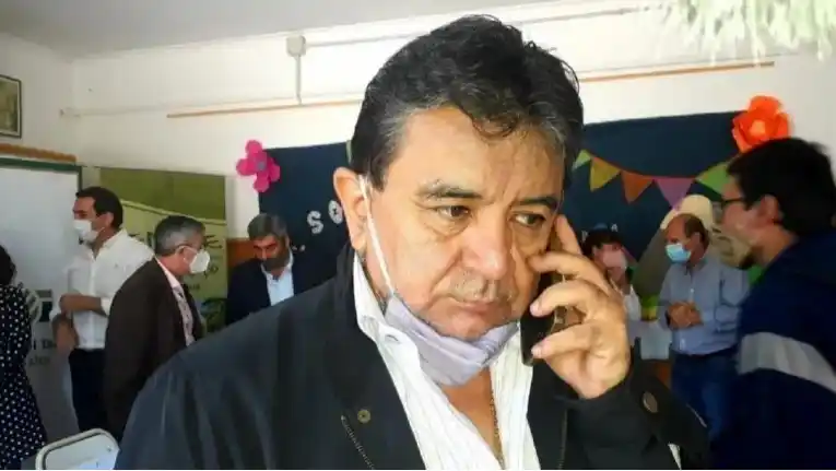 Uatre: grave denuncia contra el secretario general Voytenco