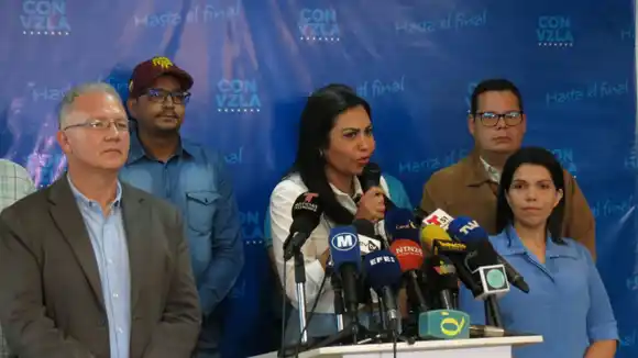 Delsa Solorzano: “Más del 90% de las mesas han sido instaladas y bajas incidencias”