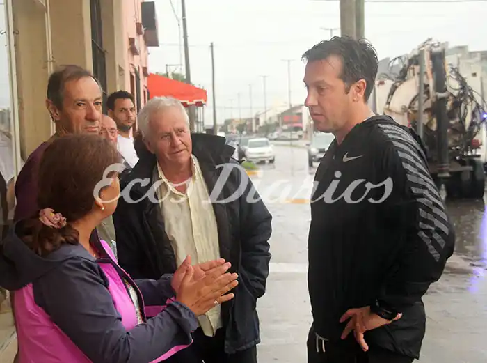 En una hora y media, cayeron 46 mm. y se complicó la tarde
