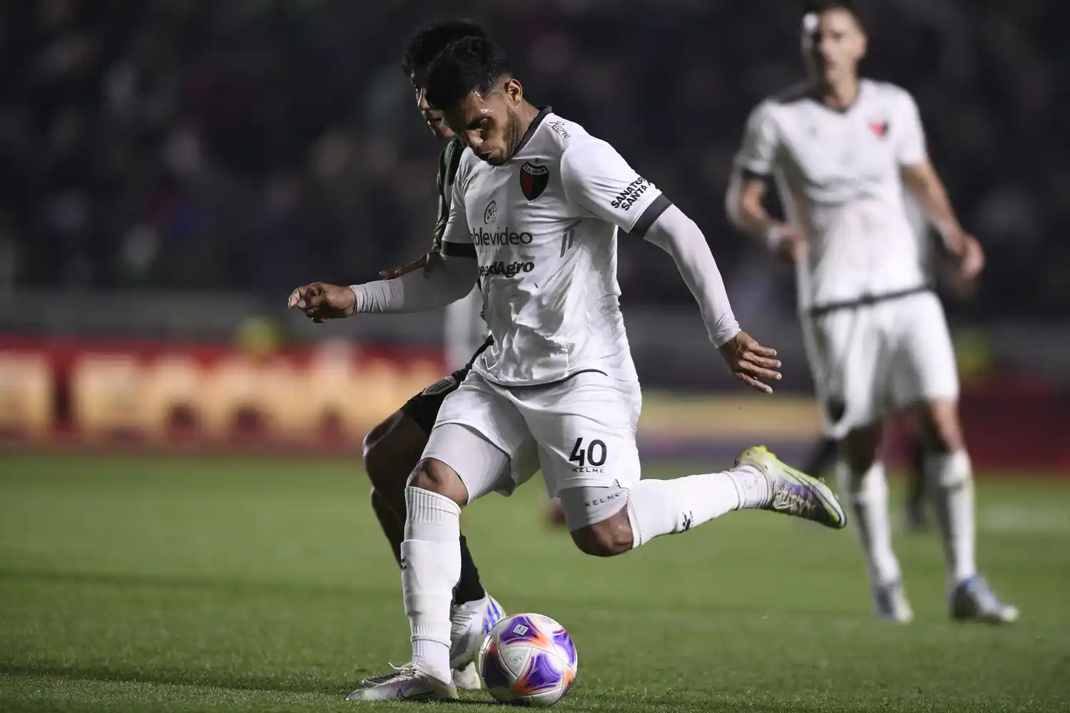 Con la obligación de ganar, Colón recibe a San Lorenzo