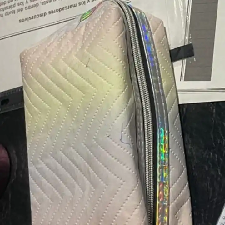 Buscan cartuchera extraviada en plaza Belgrano