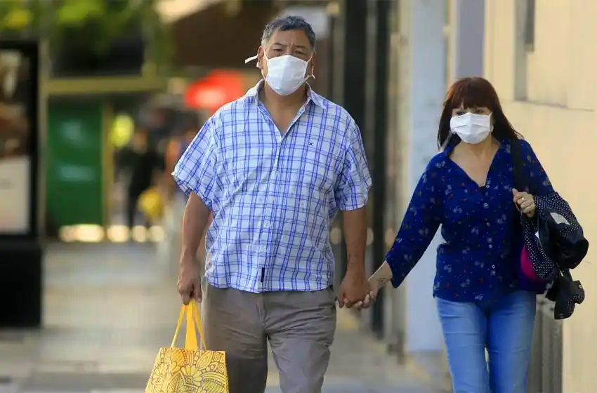 Gana viabilidad el uso obligatorio de barbijos caseros en la provincia de Santa Fe