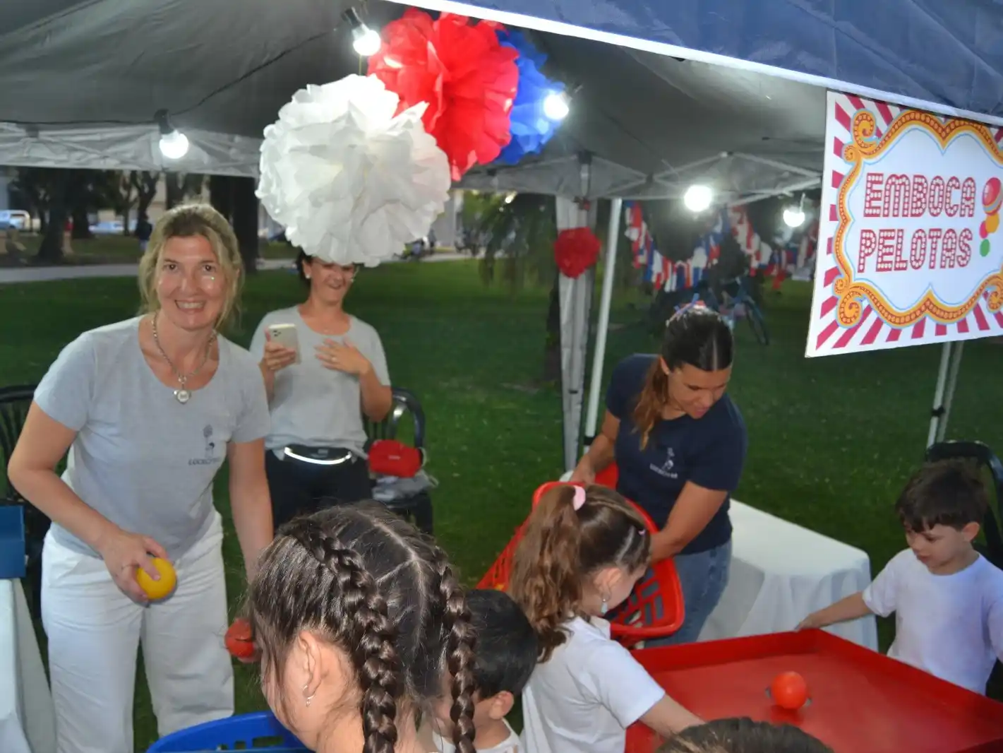 Con gran éxito se desarrolló la cuarta kermés  de Lucecitas