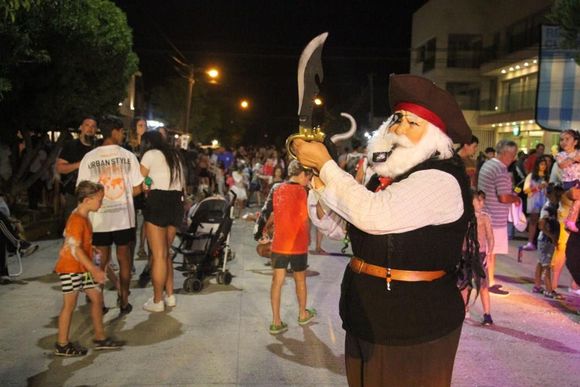 El Carnaval tuvo música, baile y disfraces en Claromecó