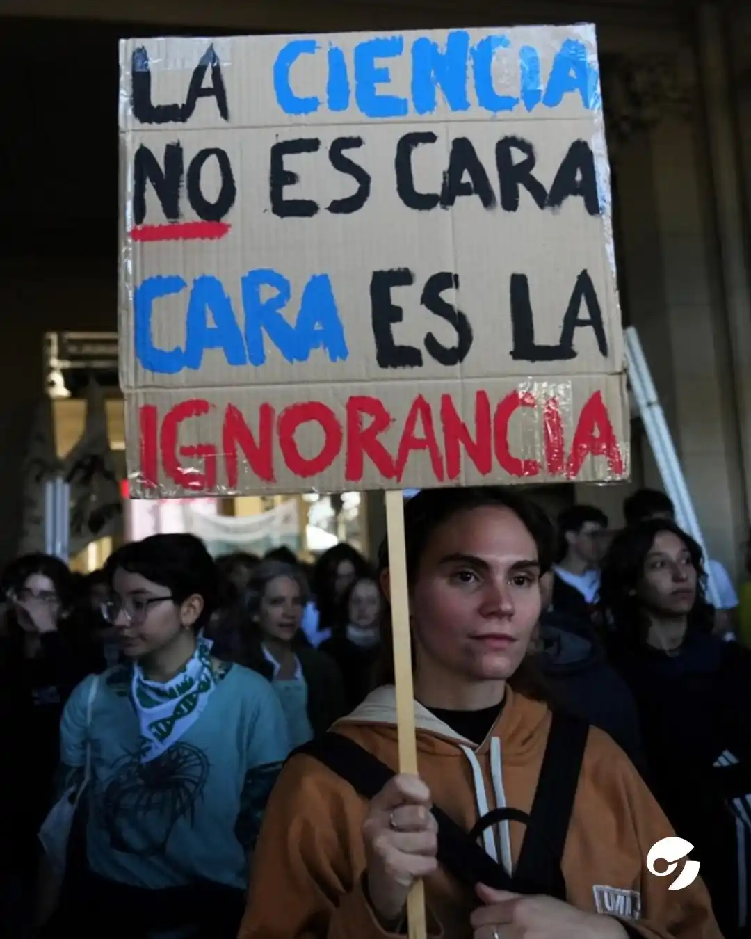 El reclamo por el financiamiento universitario fue masivo y el gobierno lo tildó de "acto opositor"