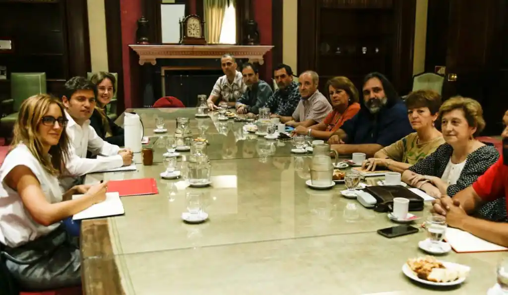 Con el foco en la paritaria salarial, docentes del FUDB se reunieron con Axel Kicillof