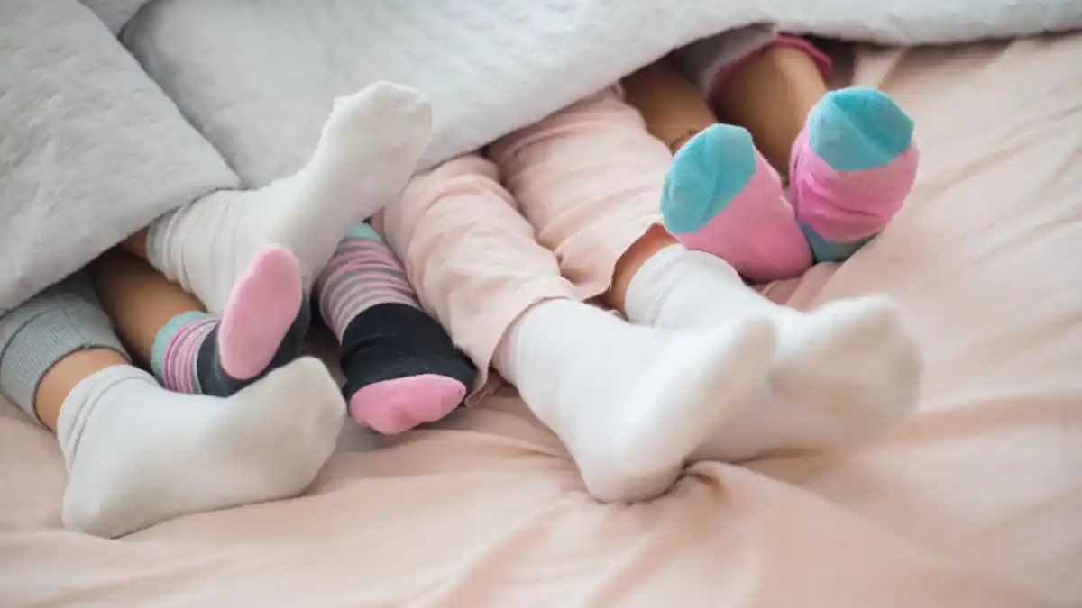 Dormir con medias: ¿BUEN O MAL HÁBITO?