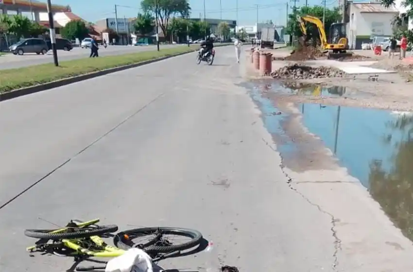 Una mujer de 43 años fue embestida por un camión: deben amputarle una pierna