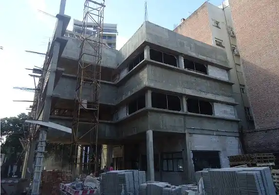 Se realizan obras y reparaciones en establecimientos educativos