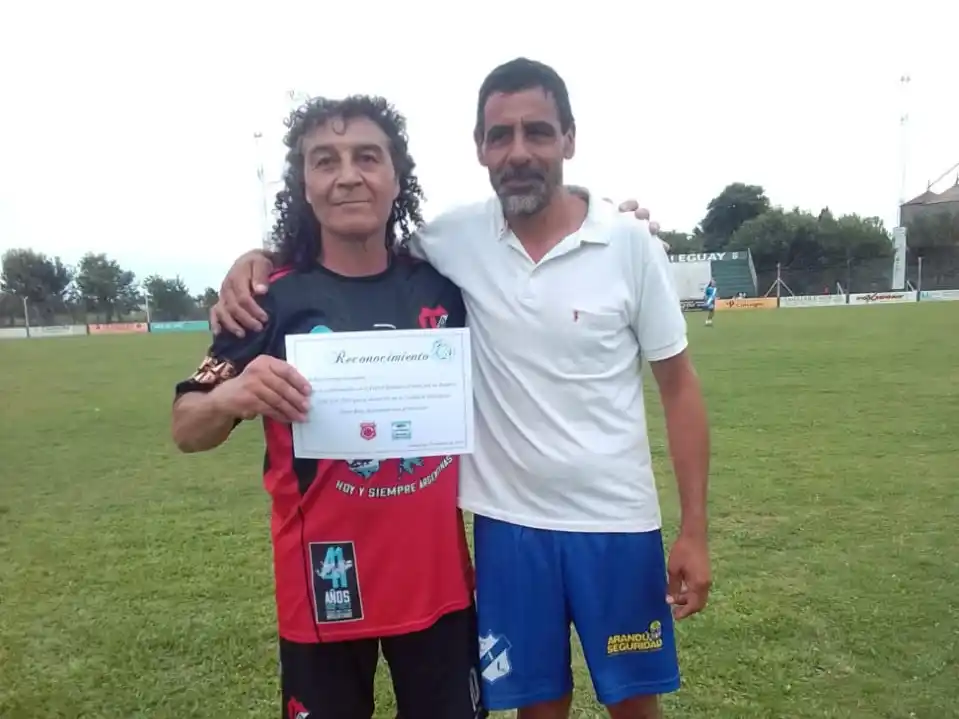 Tras el evento "Fútbol por un juguete" y el festival musical, el grupo se prepara para recorrer los barrios este 24 de diciembre repartiendo golosinas.