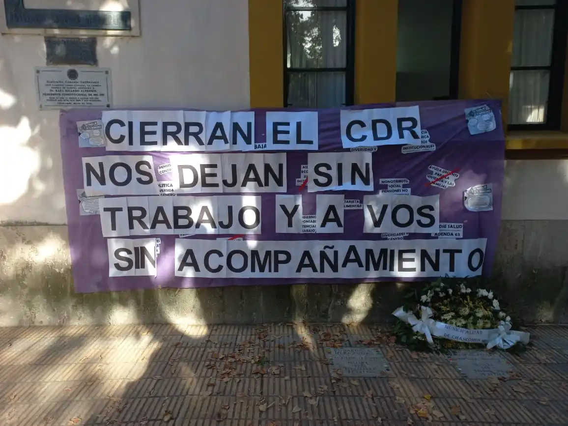 Carta abierta de trabajadores del CDR Chascomús: “Sin trabajadores, el Estado estará ausente. No sobran trabajadores faltan políticas públicas”