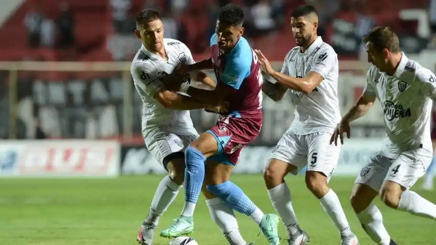 Chaco For Ever, con Politano, a los 16avos.