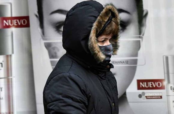 Jueves invernal para salir con mucho abrigo y nubosidad variable en Rosario