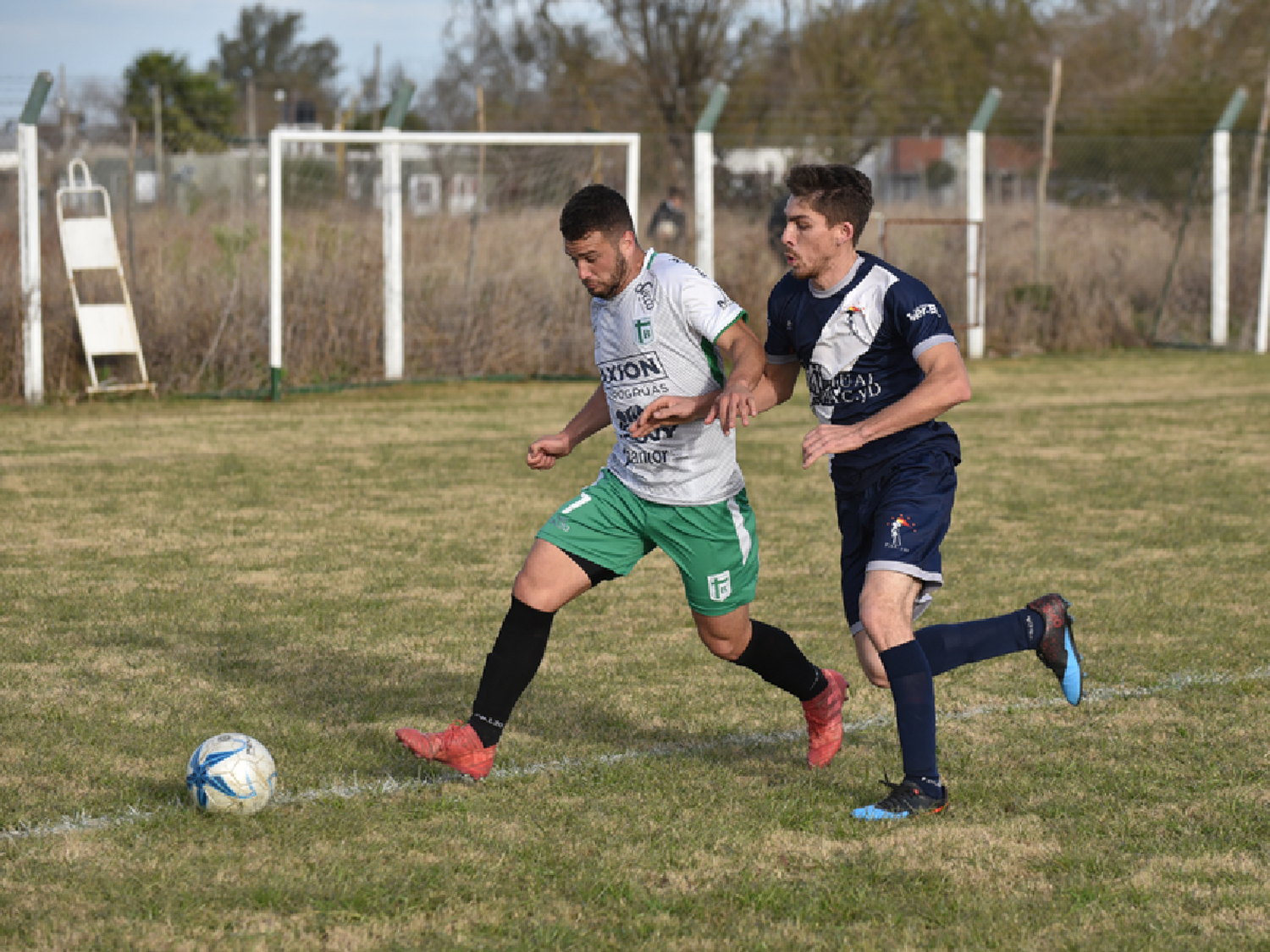 Salen a la cancha