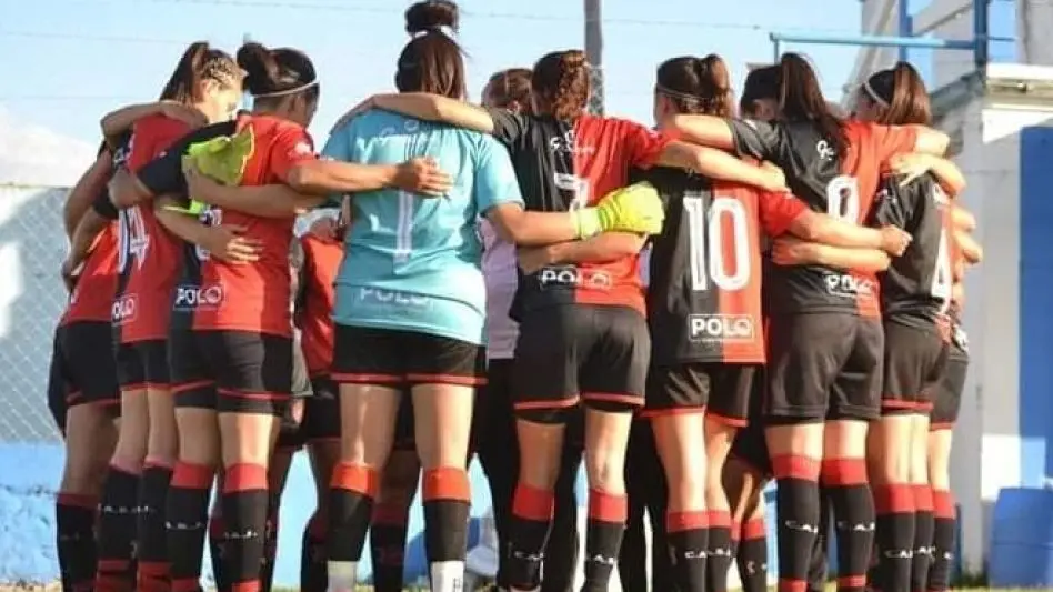 El fútbol femenino del Club San José pisa fuerte en la región