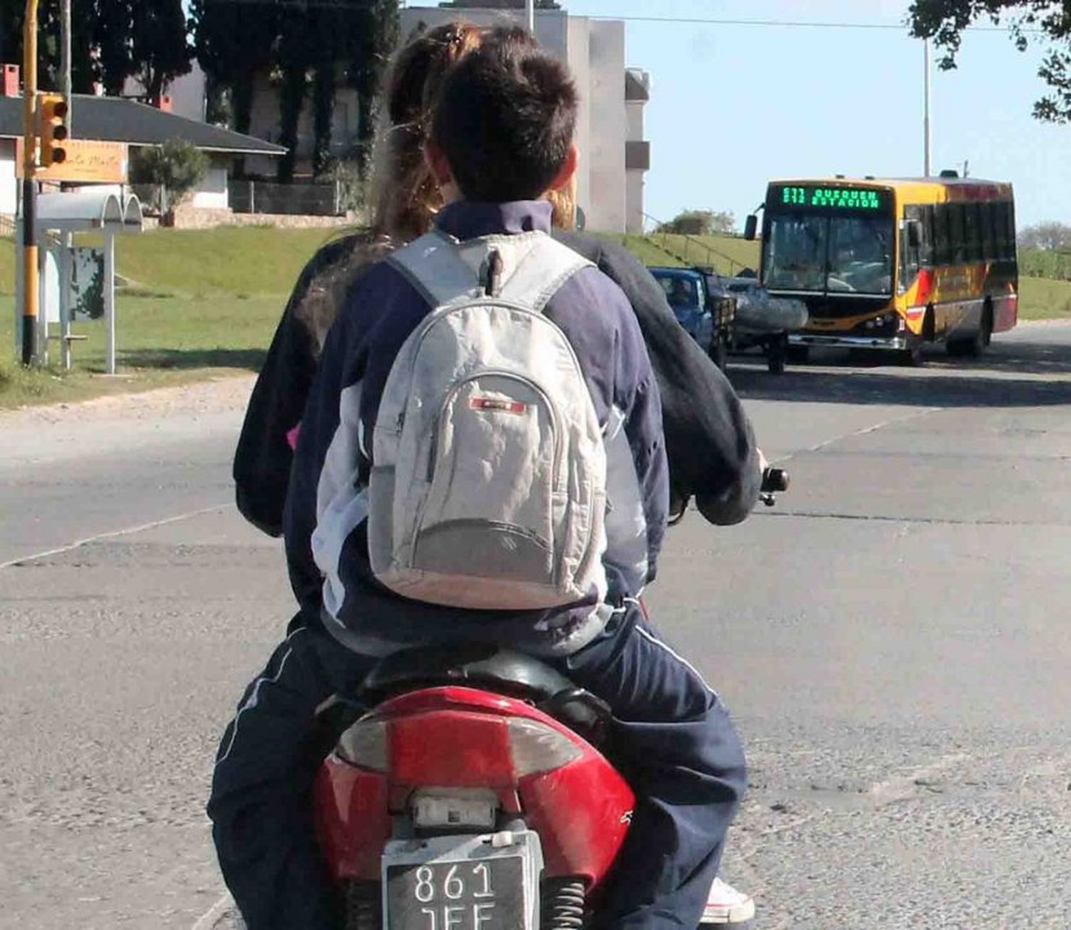 La falta de casco puede ser letal, pero los más jóvenes no toman conciencia