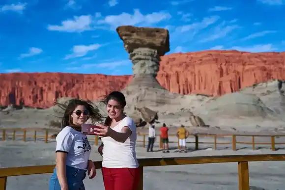 Tras un buen fin de semana de turismo, harán un pedido formal para que el feriado del 17 de agosto se traslade al lunes