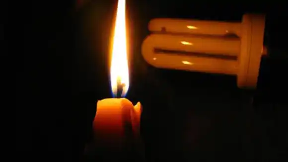 Varios sectores de Caracas quedaron DE NUEVO SIN LUZ este #20Feb