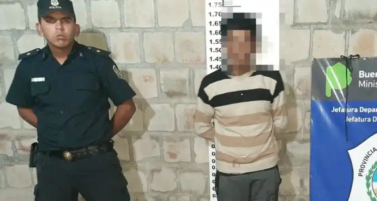 En un conflicto vecinal, detuvieron a un hombre por amenazar y exhibirle sus partes íntimas a una menor