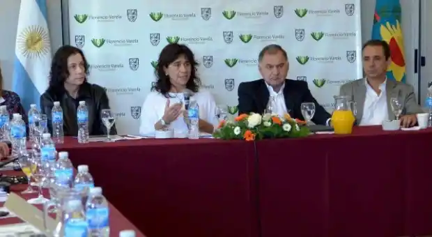 Ortiz compartió una reunión de Gabinete con Julio Pereyra
