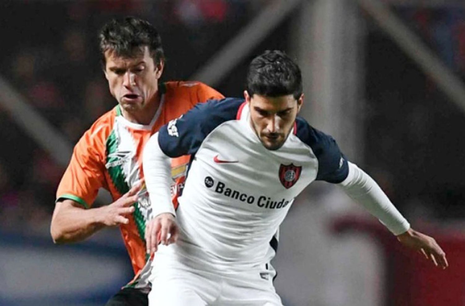 San Lorenzo – Banfield, en el Nuevo Gasómetro