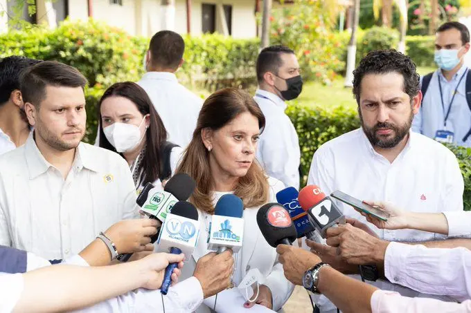 EN DETALLE: Colombia aprueba nuevos permisos para los migrantes venezolanos profesionales
