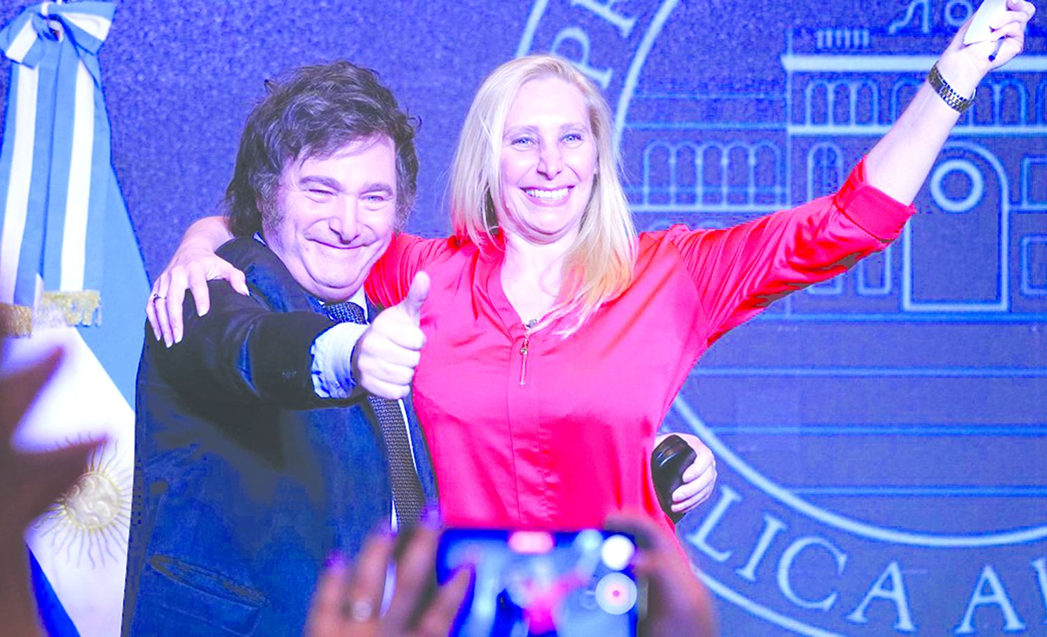 Javier Milei junto a su hermana Karina