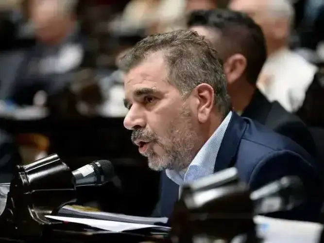 Ritondo sobre la renuncia de Adorni: “Le hacía muy mal al Gobierno”