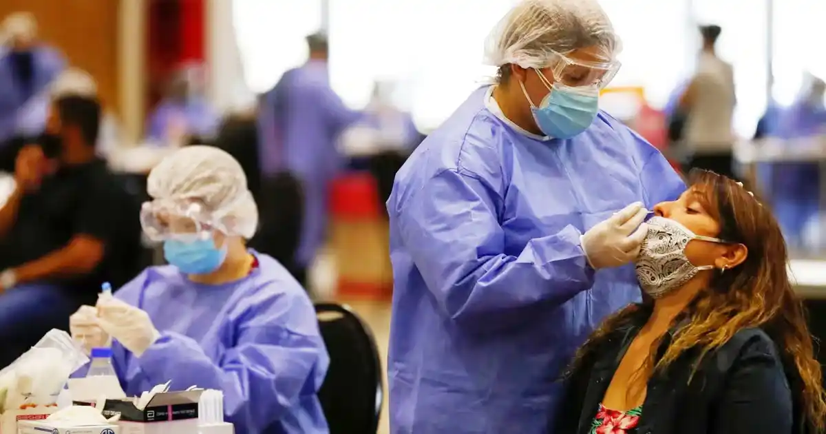 Los casos de covid se duplicaron en el país