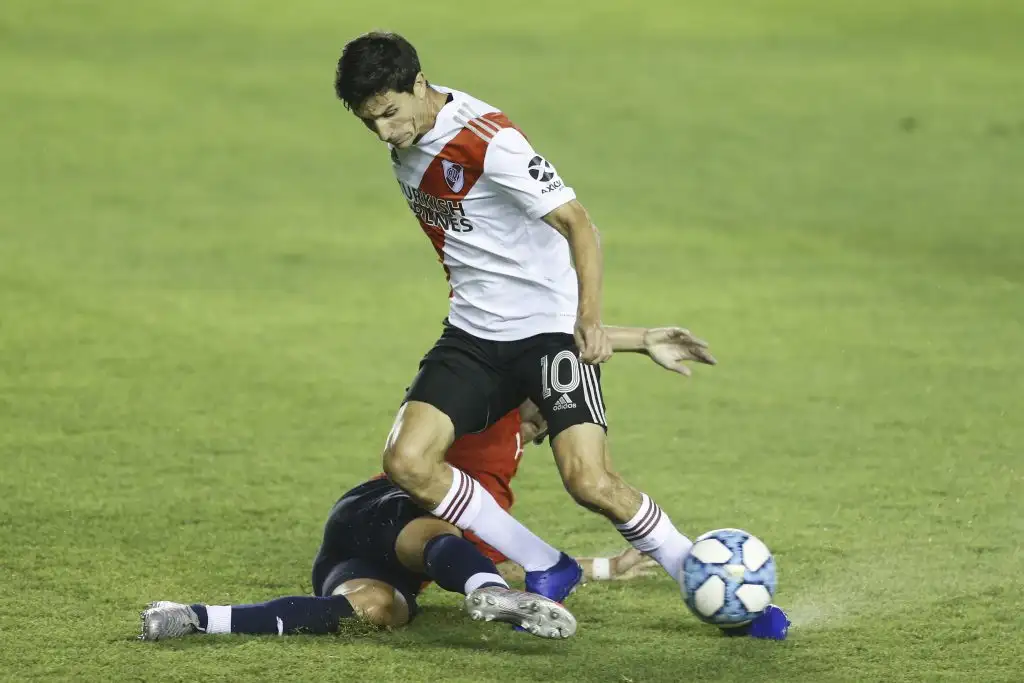 En gran desventaja, River va por una remontada histórica