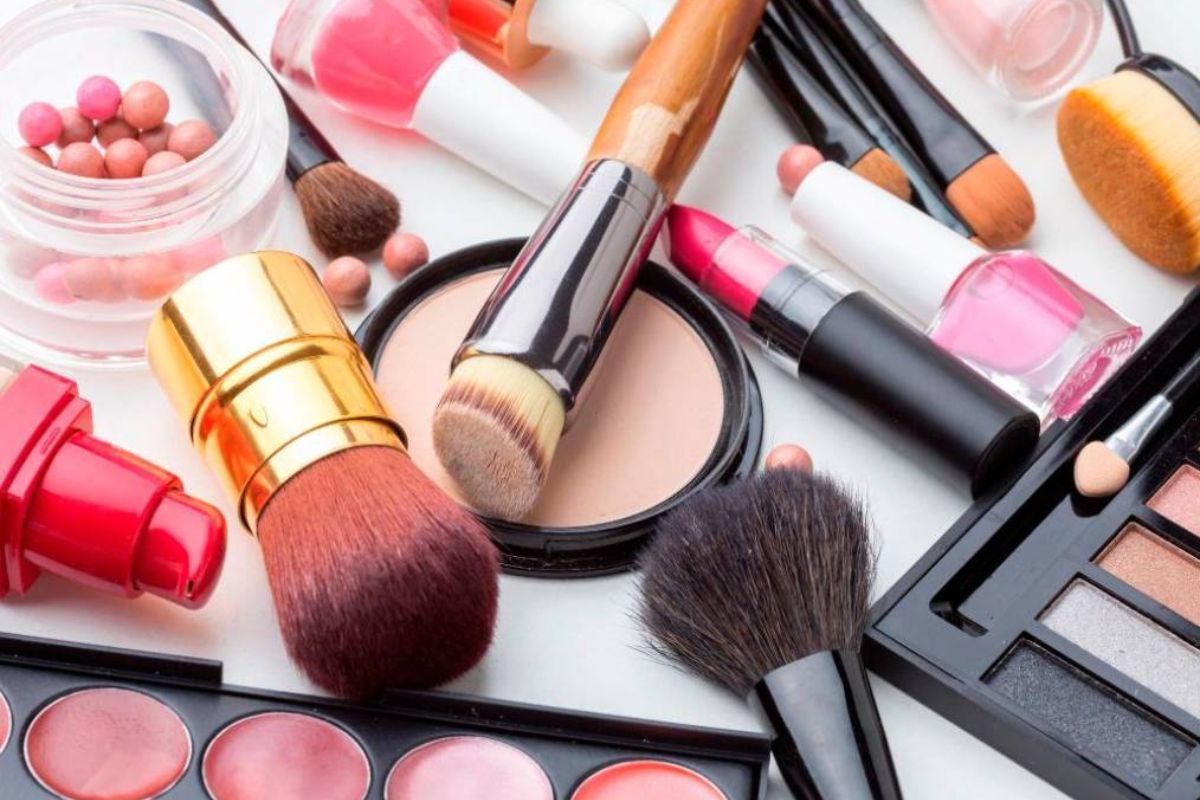 La ANMAT prohibió la comercialización de productos de una marca Mía Cosméticos