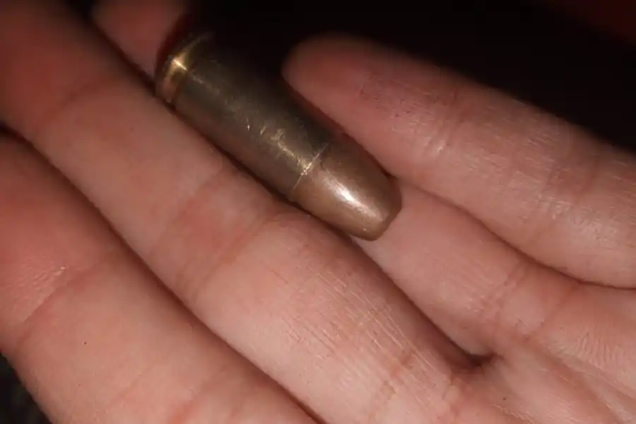 Vecinos de San Lorenzo preocupados por violencia escolar: bullying, peleas con trincheta y una bala hallada en un baño