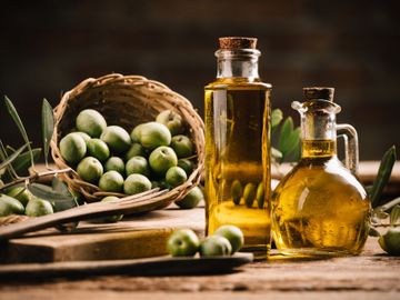 Se prohibió un aceite de oliva trucha que se vendía por internet, ¿cuál es la marca implicada?