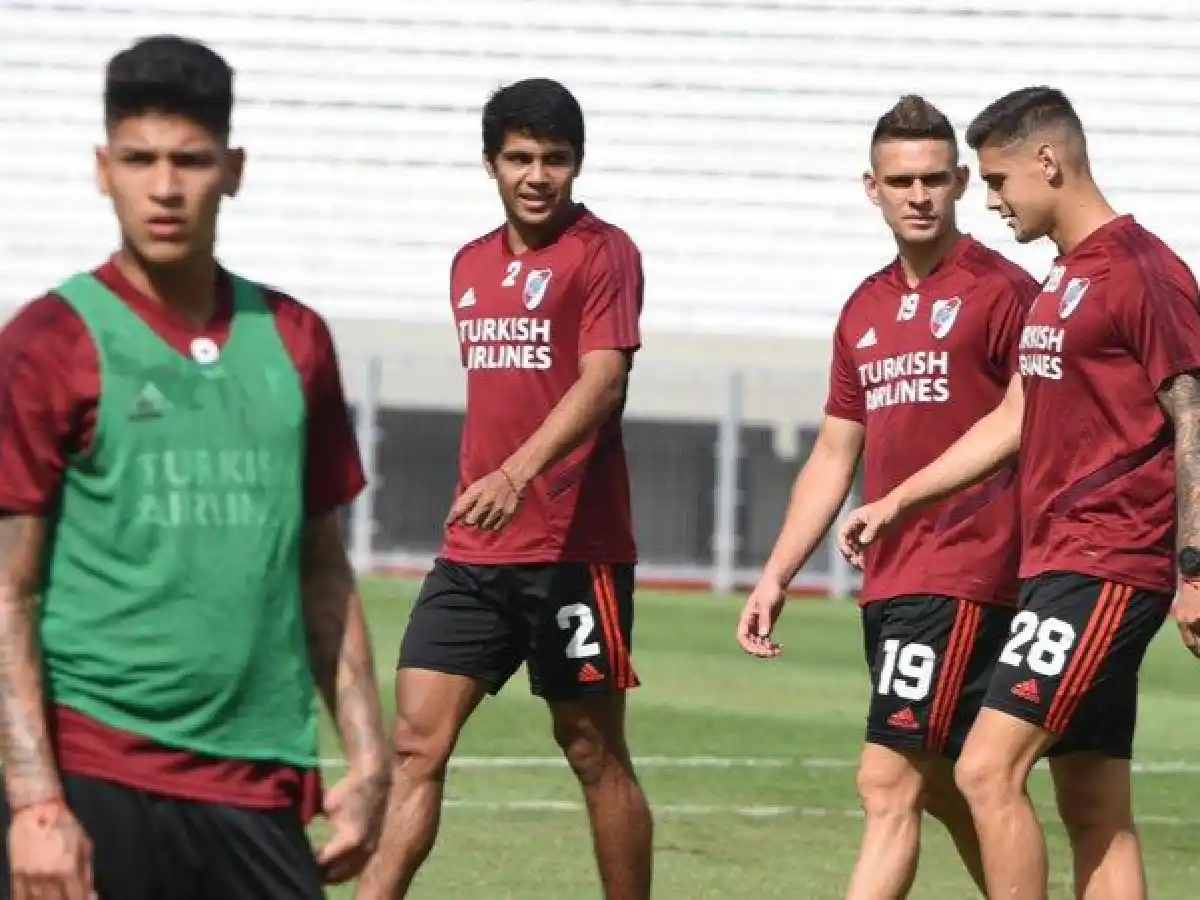 El plantel de River inició su licencia 