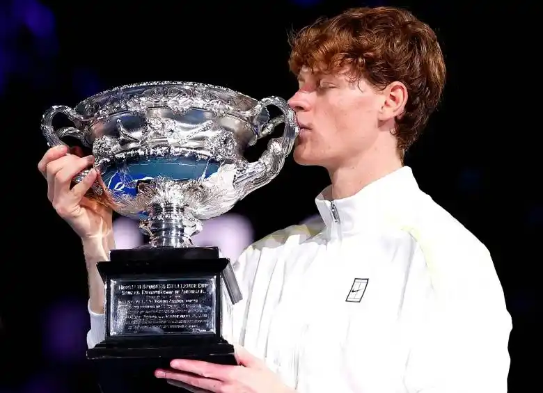 Jannik Sinner mantiene el título del Australian Open