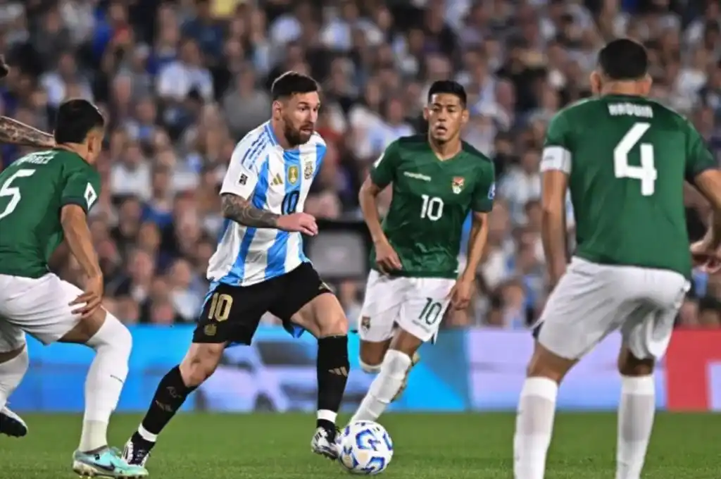 El boliviano explicó que luego de agredir a Messi con una dura patada.