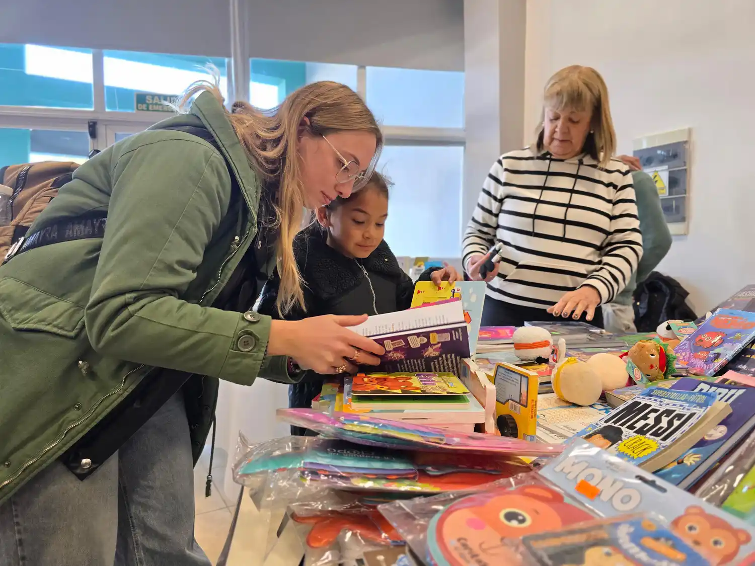 Éxito de público y propuestas en la Feria del Libro de La Francia donde se destacaron los escritores locales