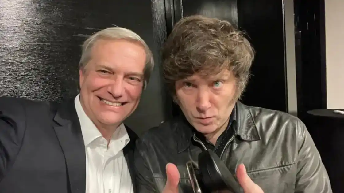 Milei sobre el triunfo de Kast en Chile: “Es una enorme alegría el aplastante triunfo de mi amigo”