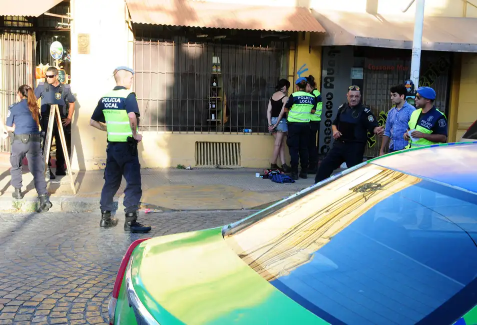 Una pelea entre dos mujeres terminó con una de ellas herida de arma blanca