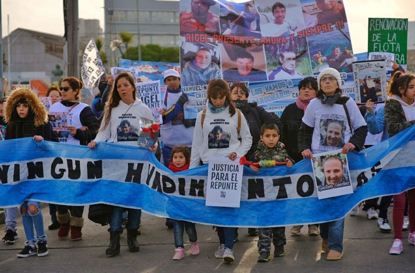 Rigel: familiares volverán a solicitar que se rescaten los cuerpos