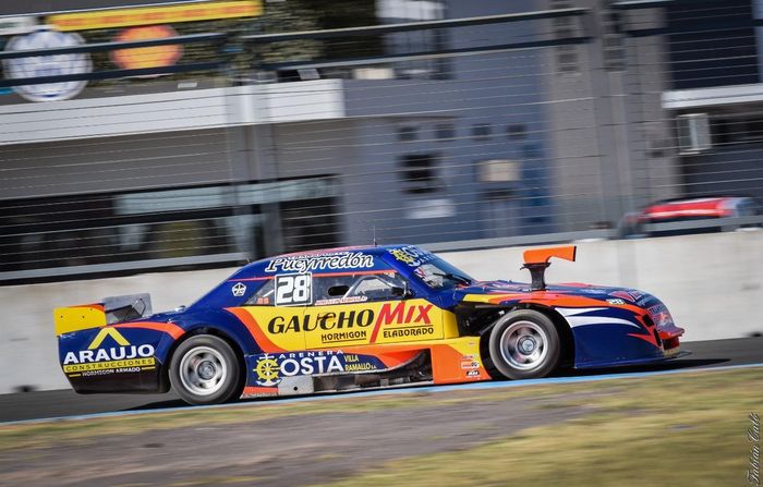 Newing prepara un intenso año en el 4000 Argentino