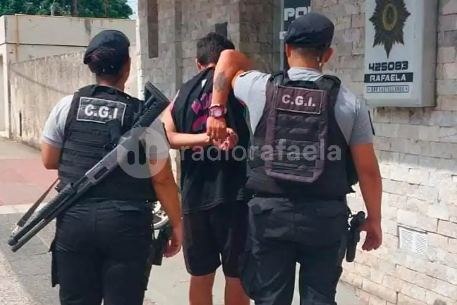 Arresto civil en un supermercado: lo atraparon llevándose un desodorante y un jabón