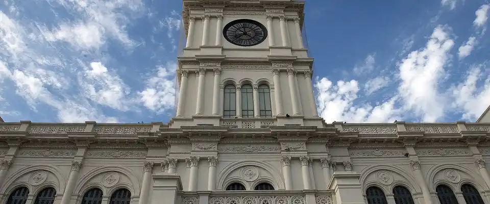 Se iniciará el pago de los haberes de febrero a los estatales