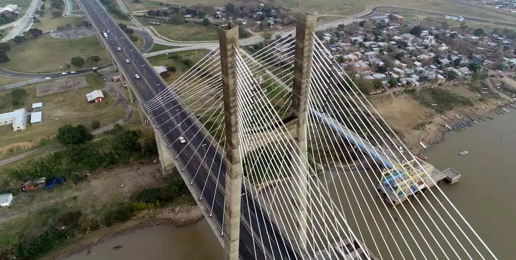 El puente Rosario-Victoria, en el centro del nuevo modelo de privatización vial.