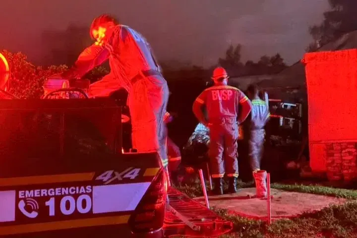 Dos unidades de Bom