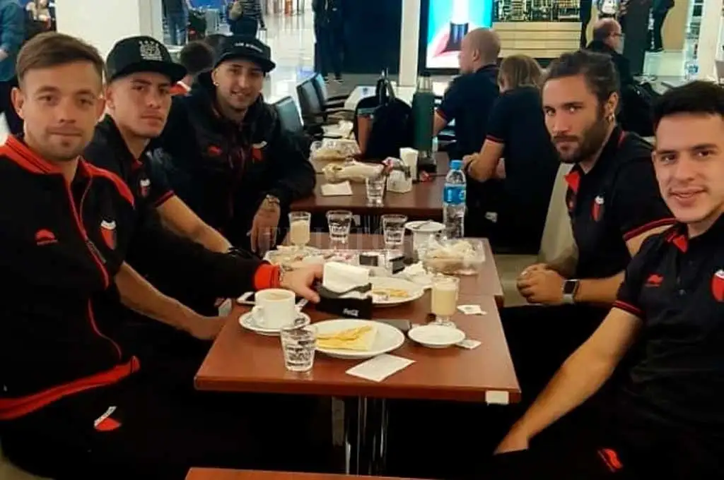 Colón tomó el vuelo este mediodía a Brasil