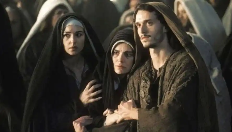 Murió el actor que hizo de Juan en La pasión de Cristo