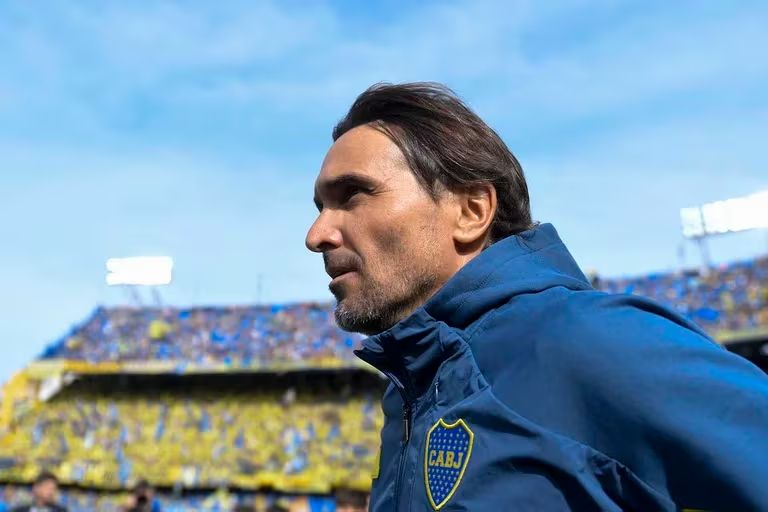 La decisión que tomó Boca con Diego Martínez tras la derrota ante River en La Bombonera
