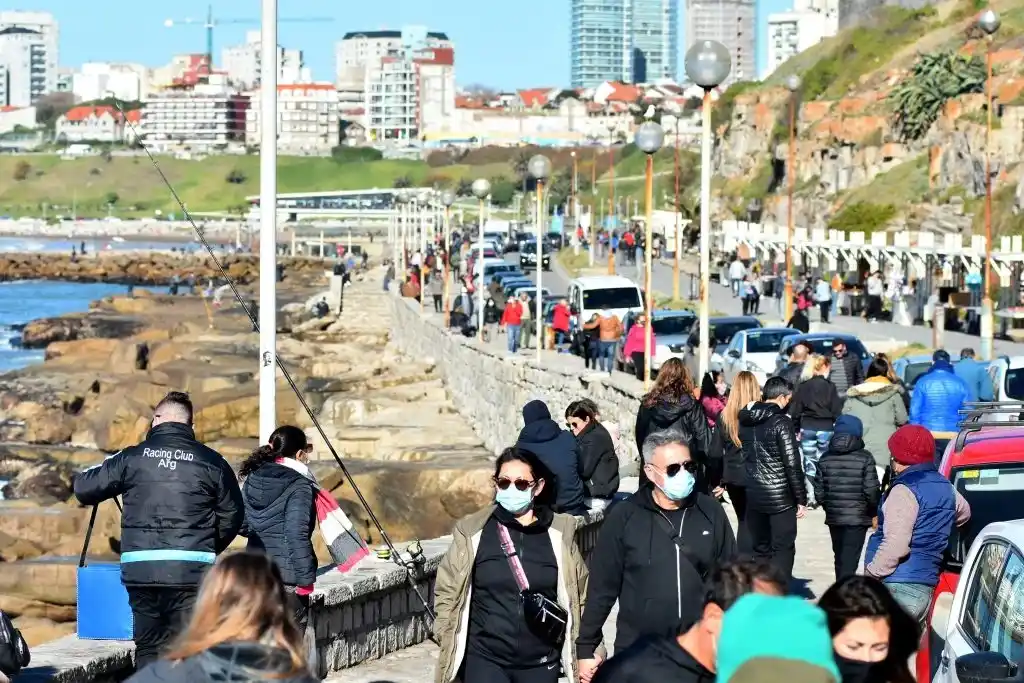 Fin de semana largo en Buenos Aires: Mar del Plata, Tandil y Chascomús entre los más concurridos
